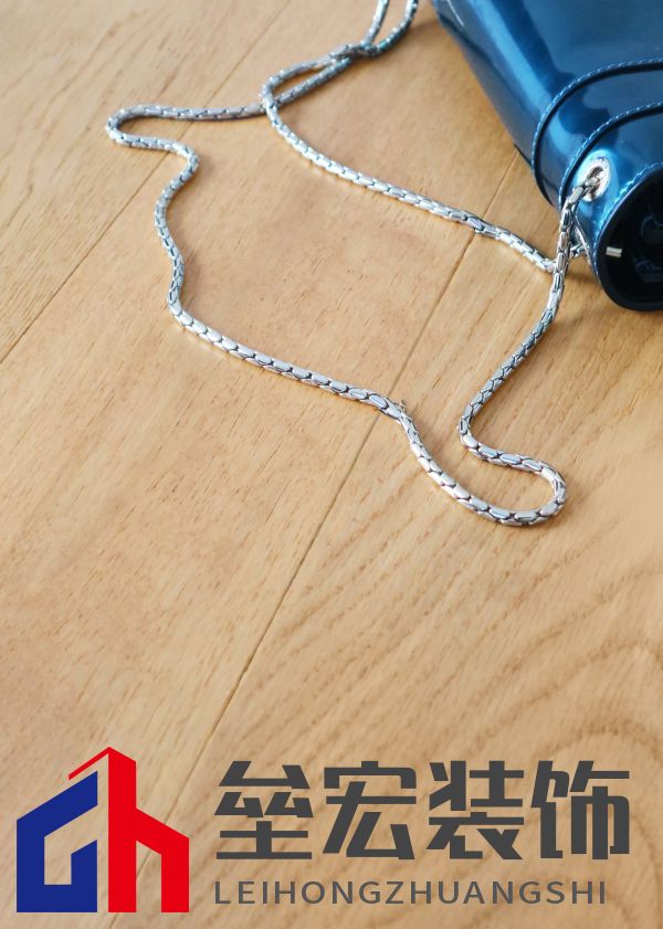 標(biāo)題一：奢華又健康？德爾金標(biāo)“7凈”地板：拿來吧你