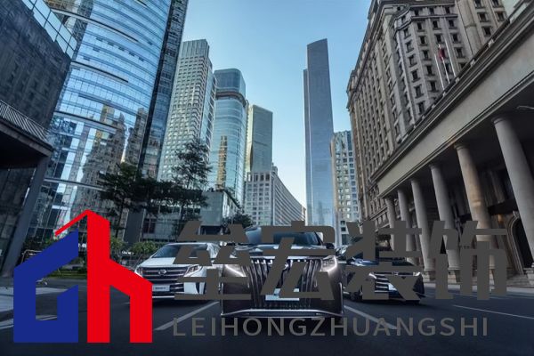 國貨之光！香港回歸25周年進港接待現(xiàn)場，驚現(xiàn)傳祺M8霸氣護航