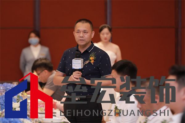 富軒全屋門窗董事長李昌安