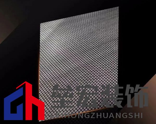 盛和金剛網(wǎng)再添數(shù)控設備，持續(xù)提升生產(chǎn)加工能力！