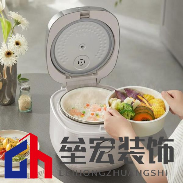在家復(fù)刻柴火飯！小熊電器鐵釜電飯煲：暢享美食帶來的愉悅感